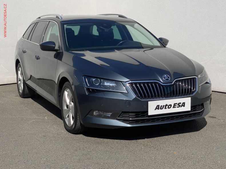 Škoda Superb - hlavní fotka