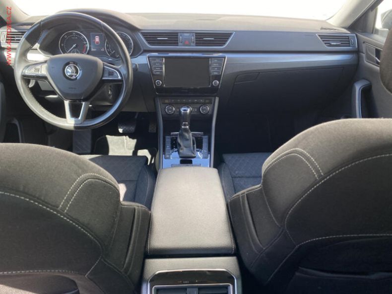 Škoda Superb - hlavní fotka