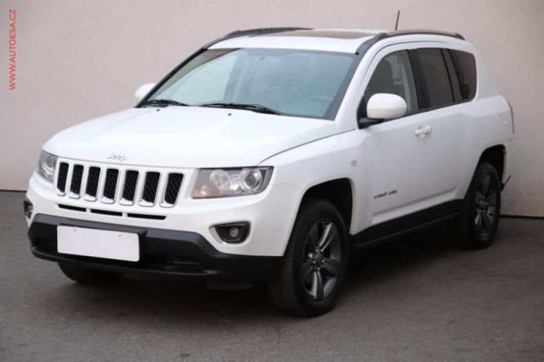 Jeep Compass - hlavní fotka