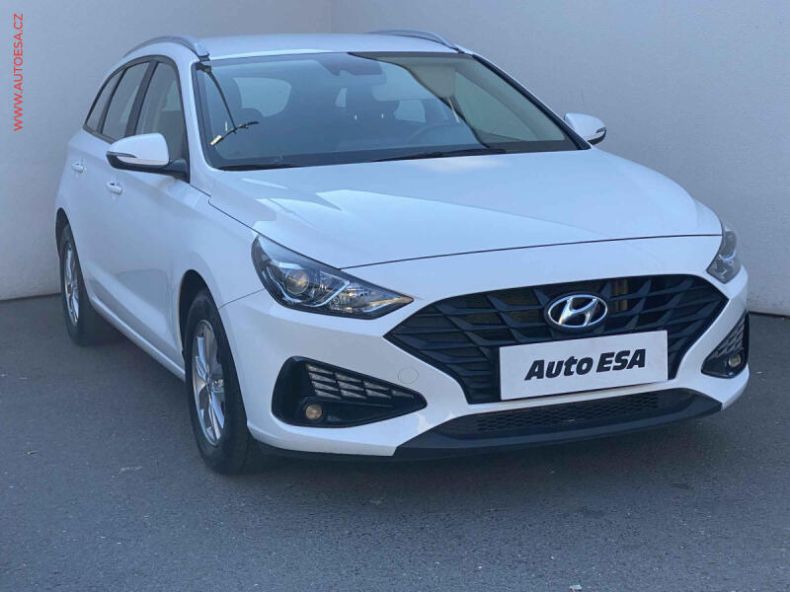 Hyundai i30 - hlavní foto