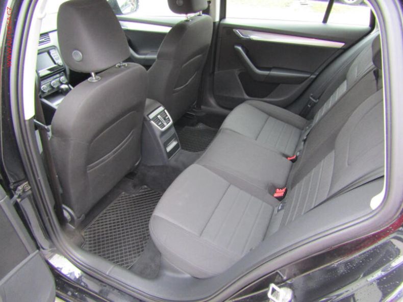 Škoda Octavia - hlavní fotka