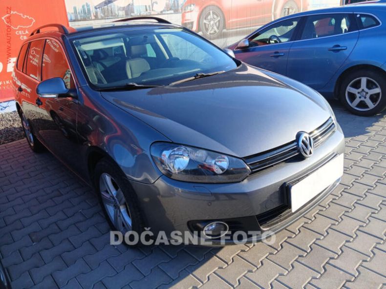 Volkswagen Golf - hlavní foto