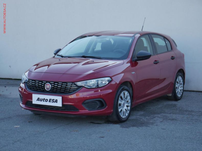 Fiat Tipo - hlavní fotka