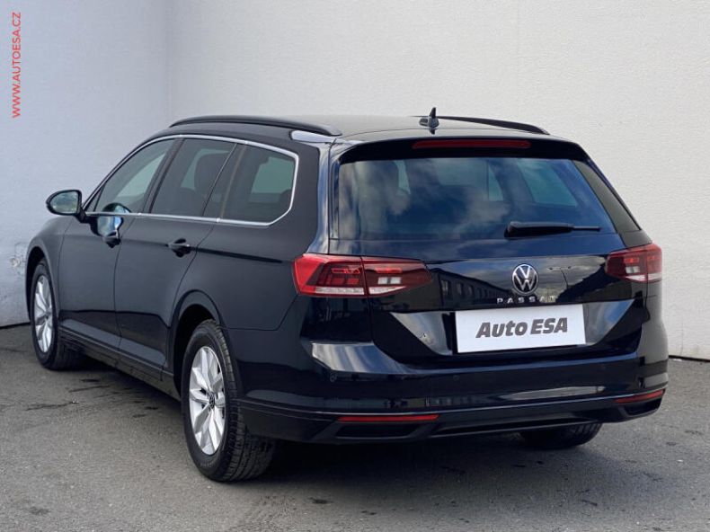 Volkswagen Passat - hlavní fotka