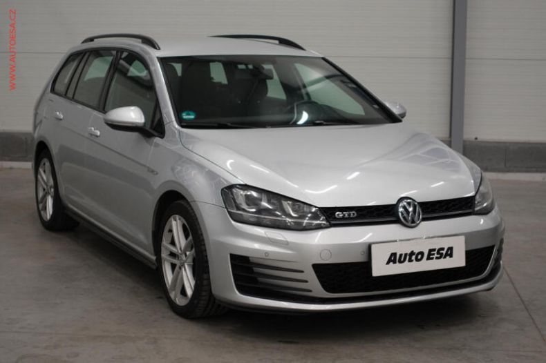 Volkswagen Golf - hlavní foto