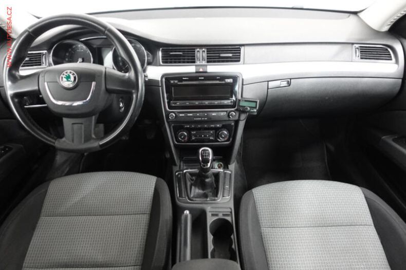 Škoda Superb - hlavní fotka
