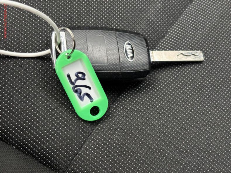 Kia Rio - hlavní fotka