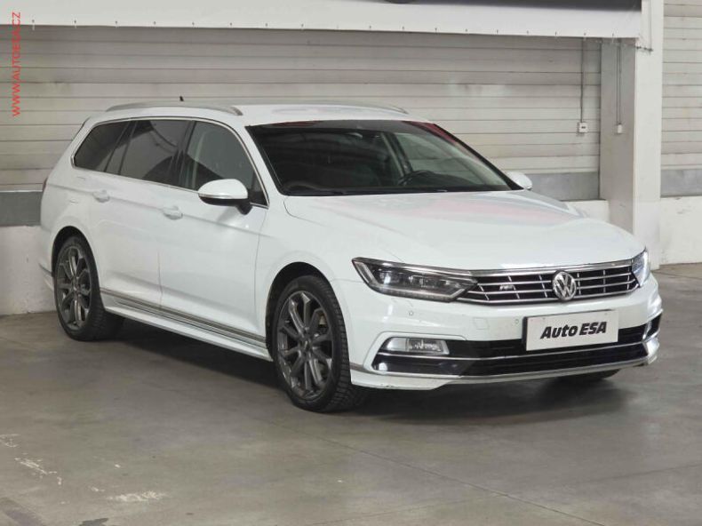 Volkswagen Passat - hlavní fotka inzerátu