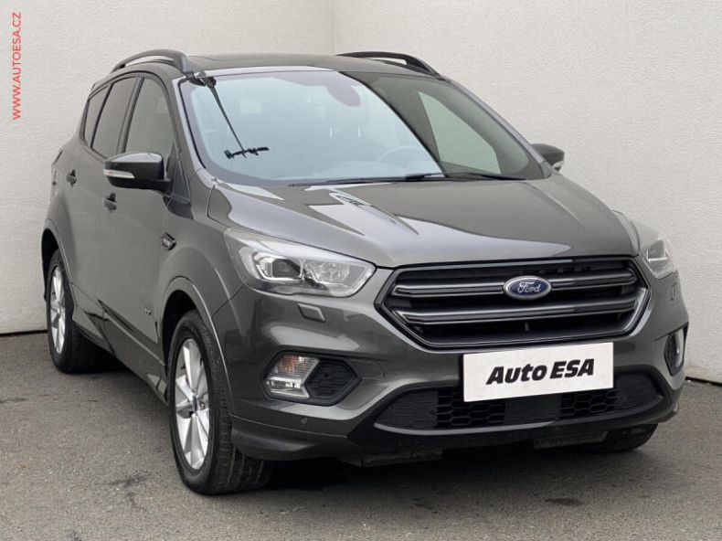 Ford Kuga - hlavní foto