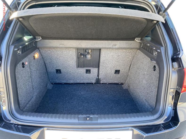 Volkswagen Tiguan - hlavní fotka