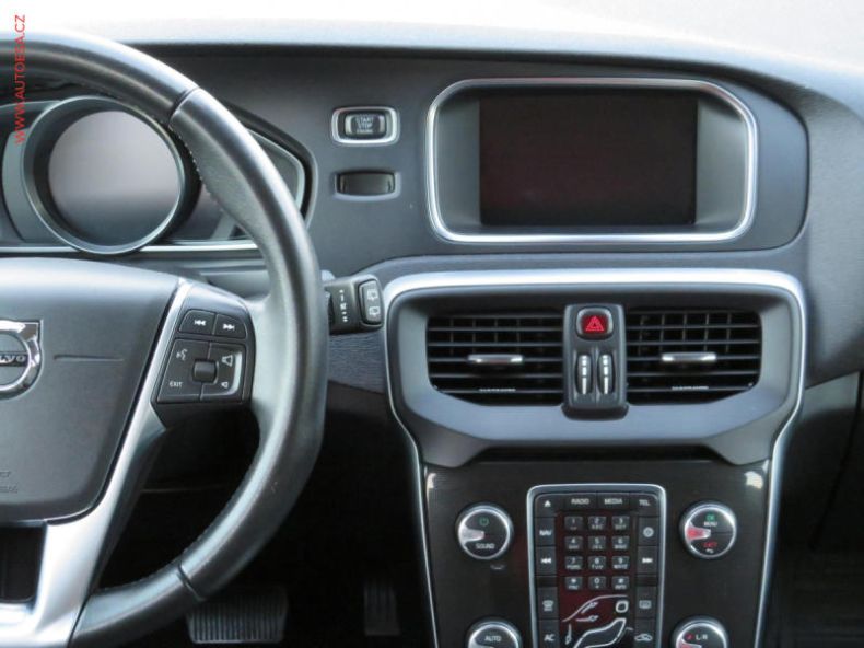 Volvo V40 - hlavní fotka