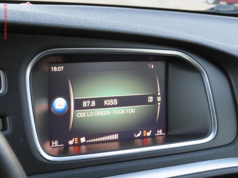 Volvo V40 - hlavní fotka