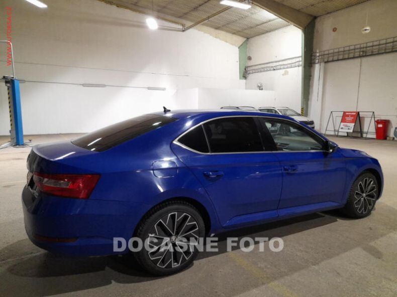 Škoda Superb - hlavní fotka