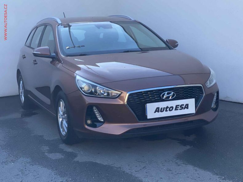 Hyundai i30 - hlavní foto