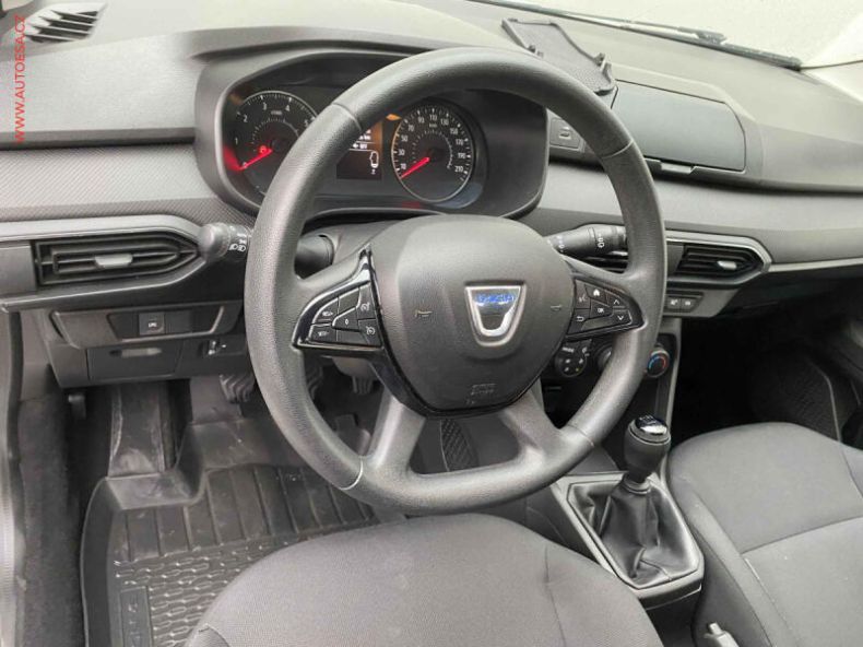 Dacia Sandero - hlavní fotka