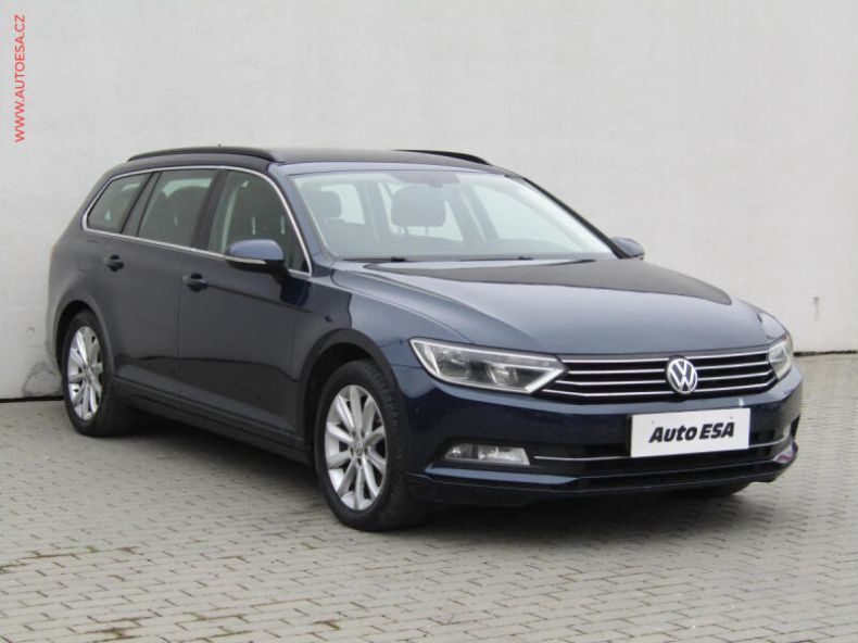 Volkswagen Passat - hlavní fotka inzerátu