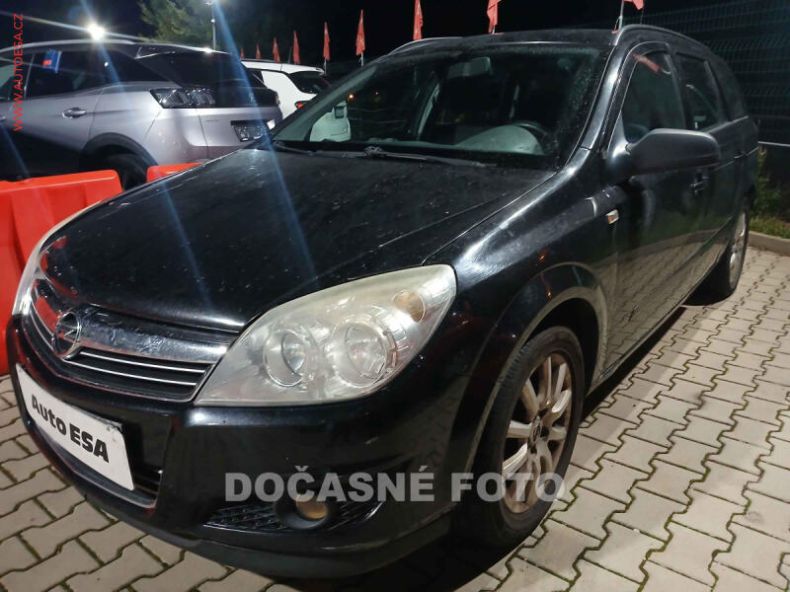 Opel Astra - hlavní fotka inzerátu