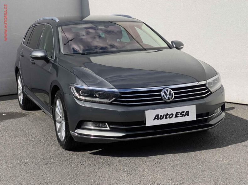 Volkswagen Passat - hlavní foto