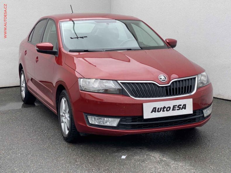 Škoda Rapid - hlavní fotka