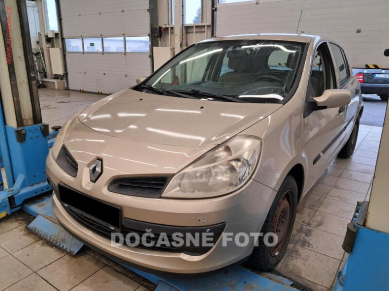 Renault Clio - hlavní fotka inzerátu