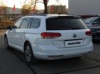 Volkswagen Passat - fotka číslo 5