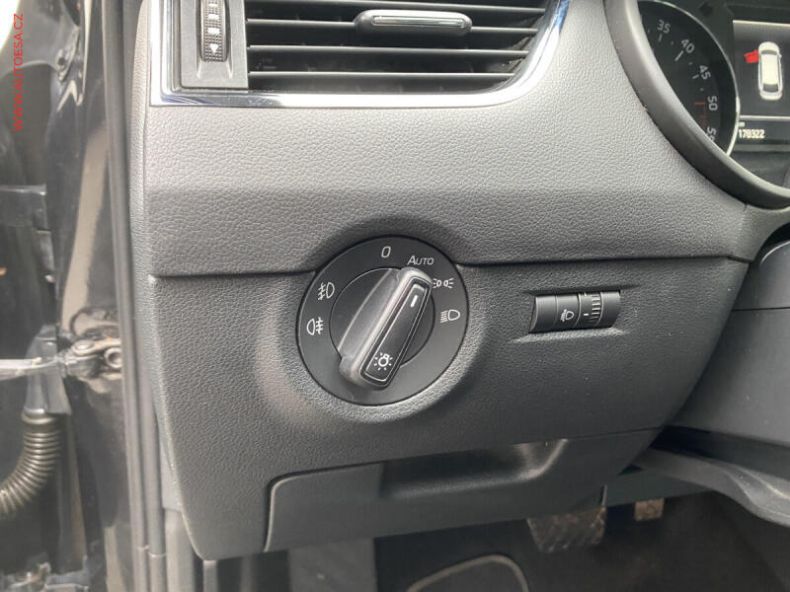 Škoda Octavia - hlavní fotka