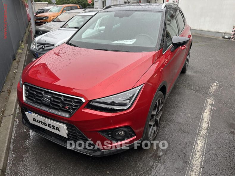Seat Arona - hlavní foto