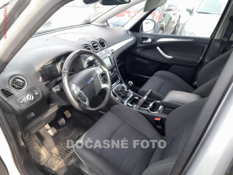 Ford S-MAX - hlavní fotka