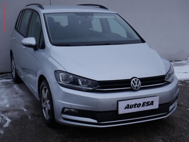 Volkswagen Touran - hlavní foto
