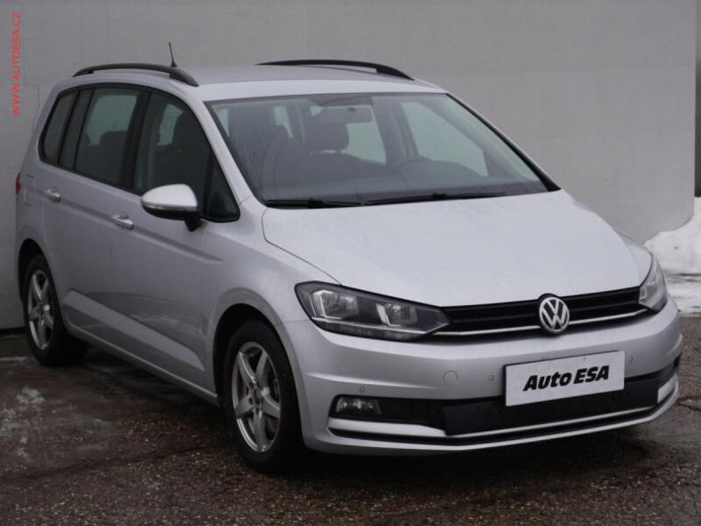 Volkswagen Touran - hlavní fotka inzerátu
