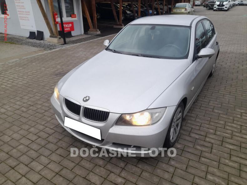 BMW Řada 3 - hlavní foto
