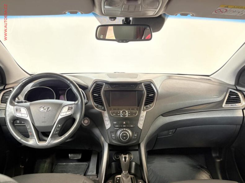 Hyundai Santa Fe - hlavní fotka