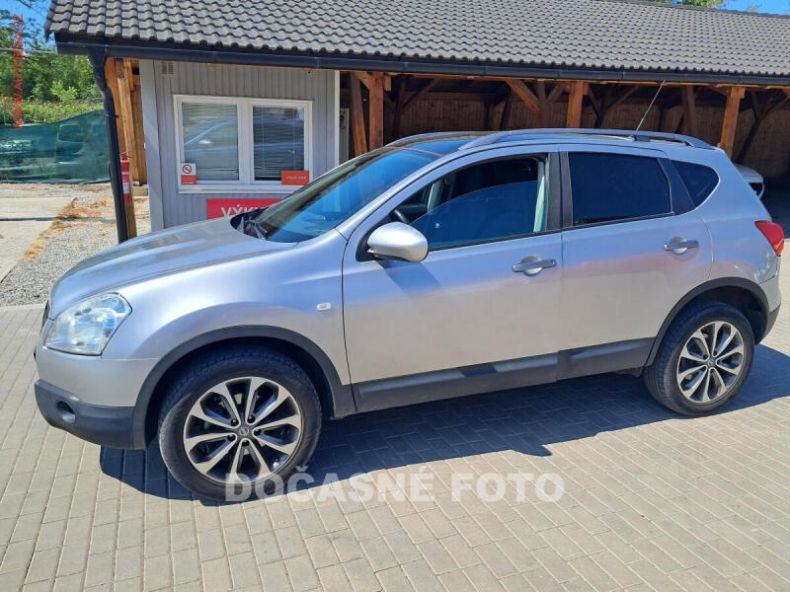 Nissan Qashqai - hlavní fotka inzerátu