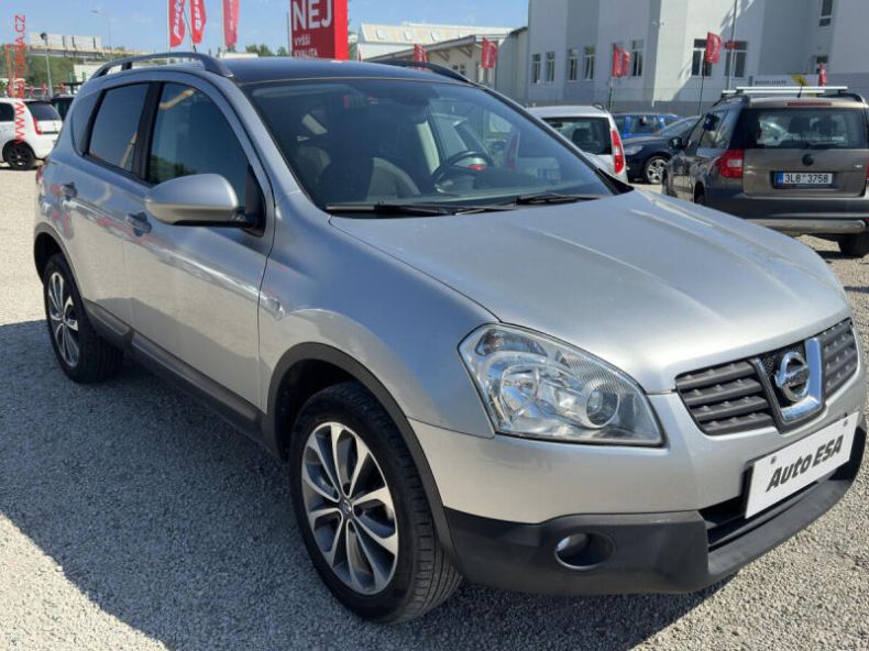 Nissan Qashqai - hlavní fotka inzerátu