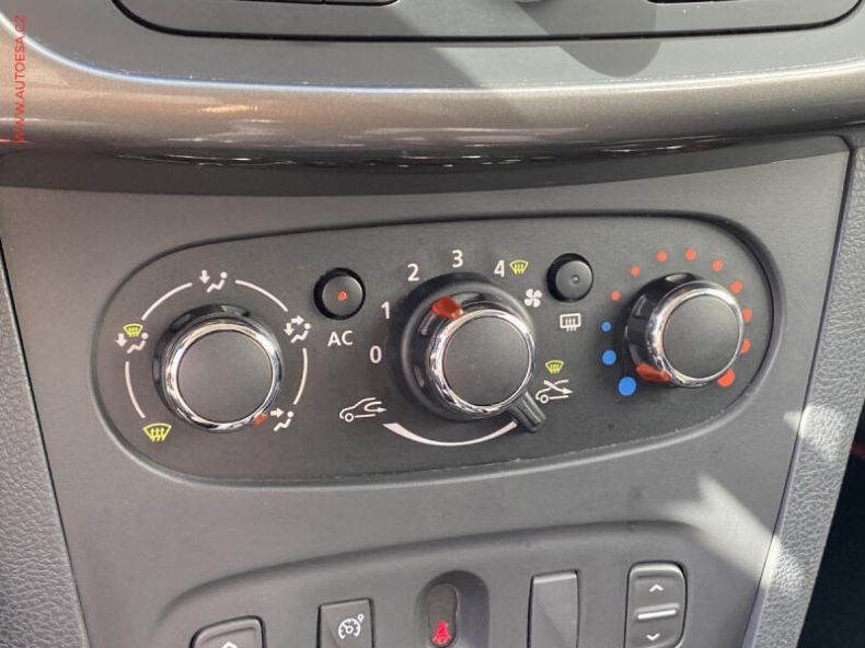 Dacia Sandero - hlavní fotka