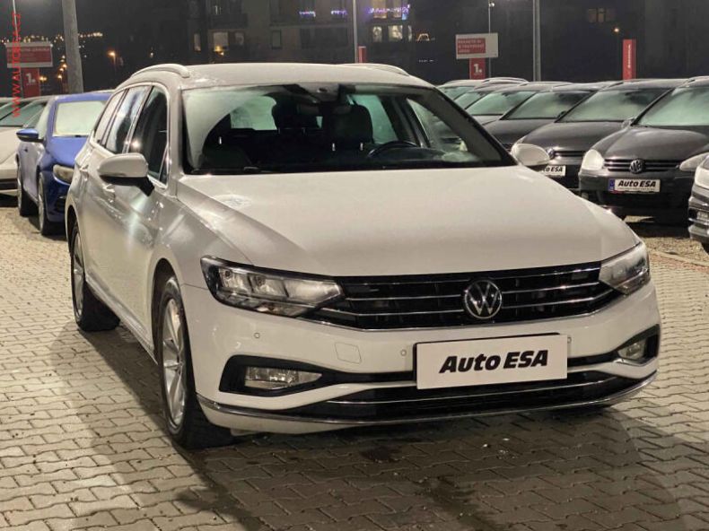 Volkswagen Passat - hlavní foto