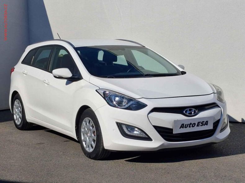 Hyundai i30 - hlavní foto