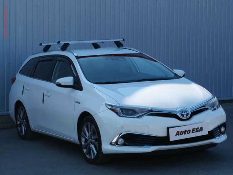 Toyota Auris - hlavní foto