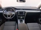 Volkswagen Passat - fotka číslo 7