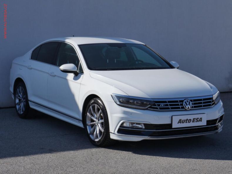 Volkswagen Passat - hlavní fotka inzerátu