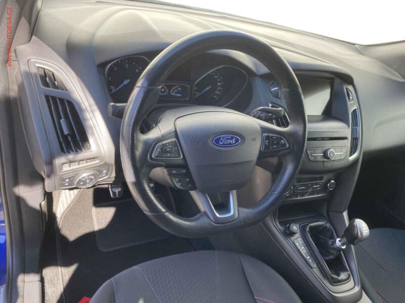 Ford Focus - hlavní fotka