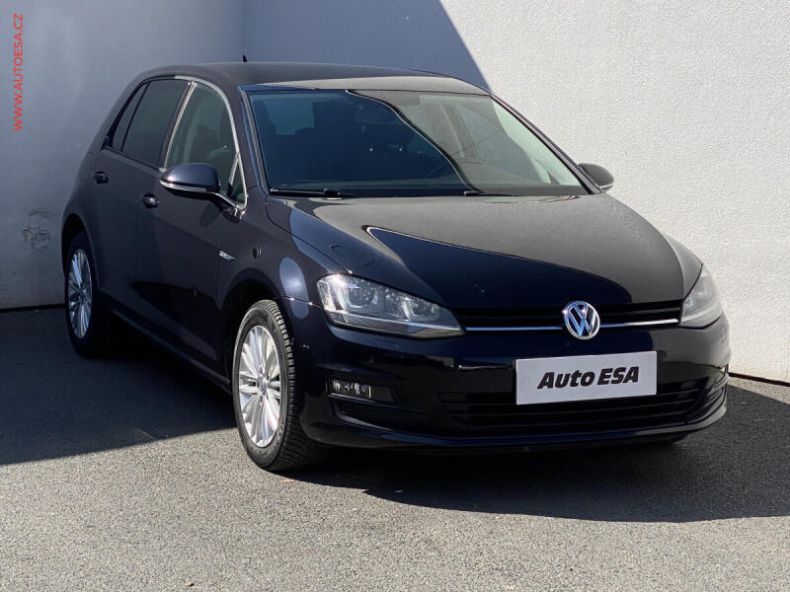 Volkswagen Golf - hlavní foto