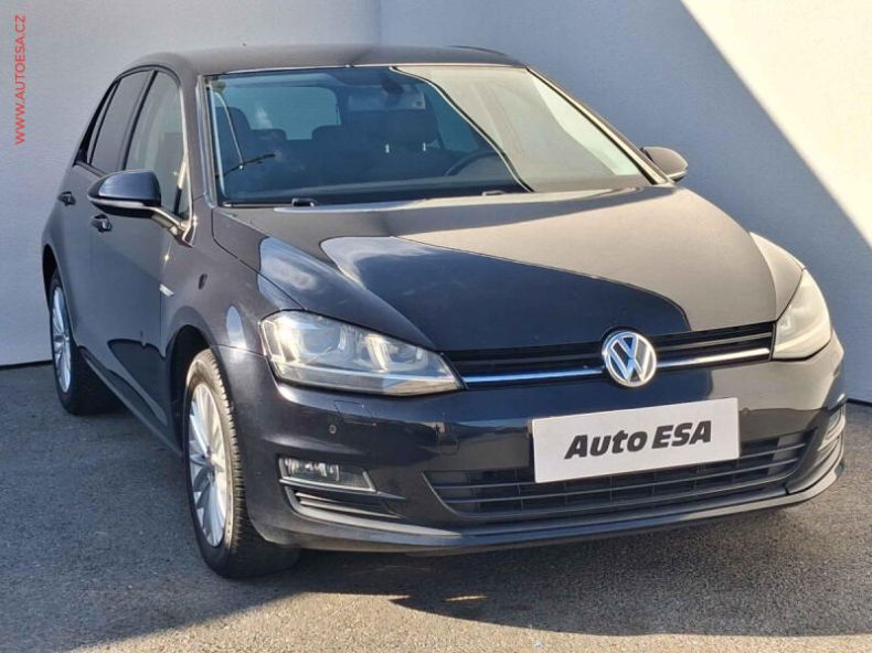Volkswagen Golf - hlavní foto