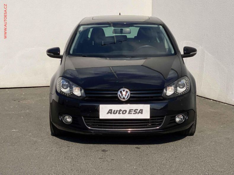 Volkswagen Golf - hlavní fotka
