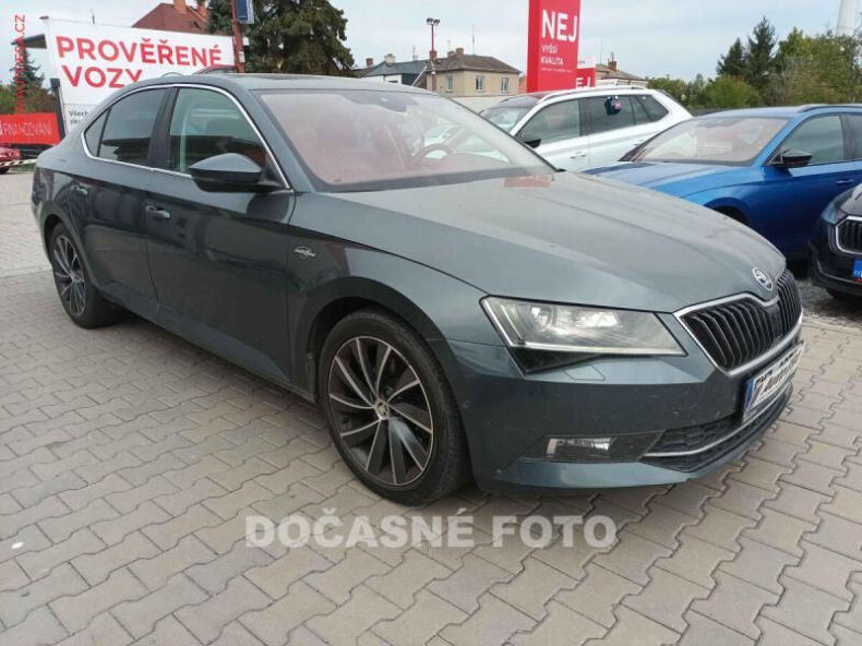 Škoda Superb - hlavní fotka