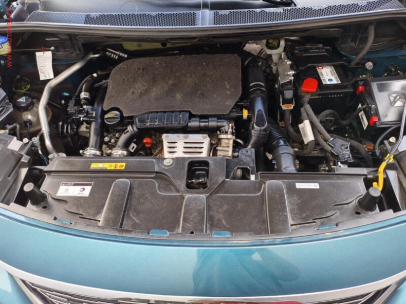 Peugeot 5008 - hlavní fotka