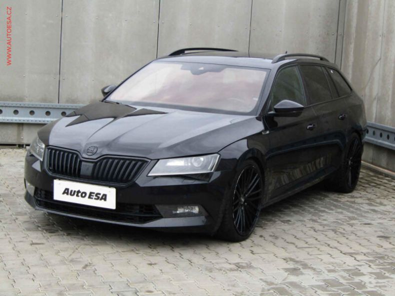 Škoda Superb - hlavní fotka