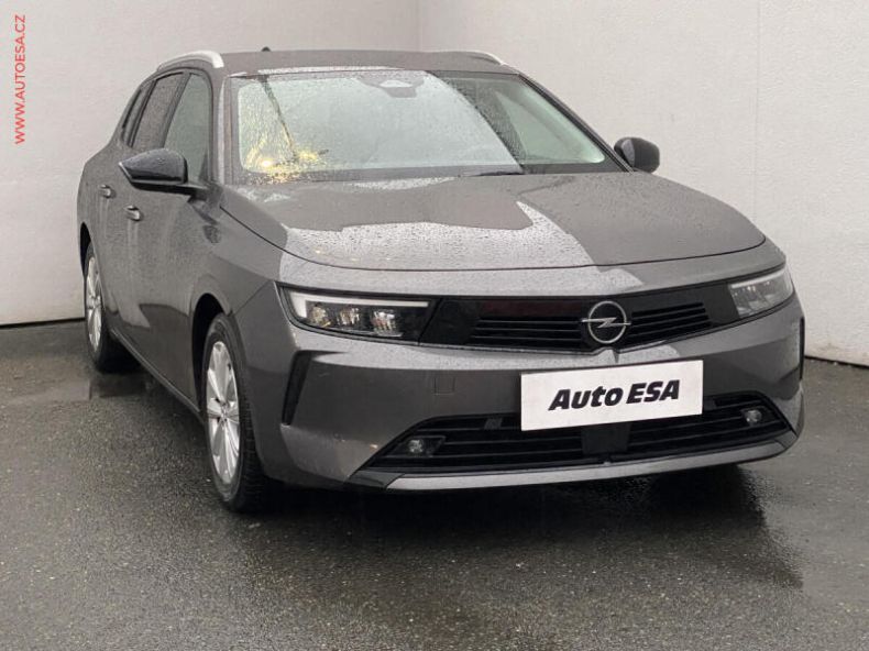 Opel Astra - hlavní foto