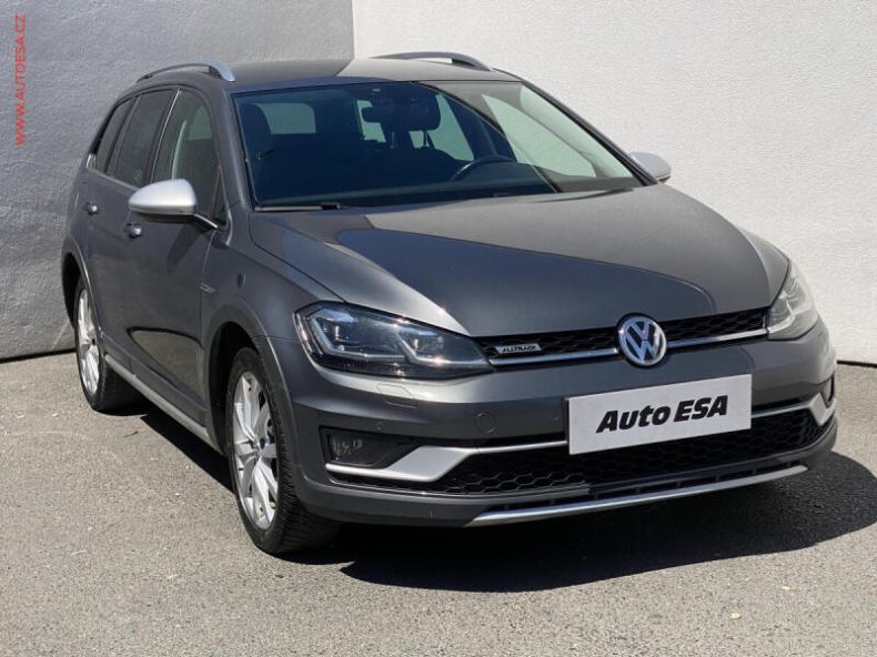 Volkswagen Golf - hlavní fotka inzerátu