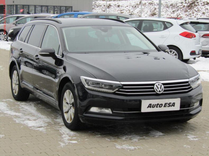 Volkswagen Passat - hlavní fotka inzerátu